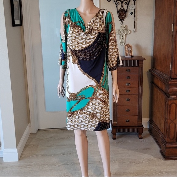 Multicolored Flowing Dress - Picture 2 of 3